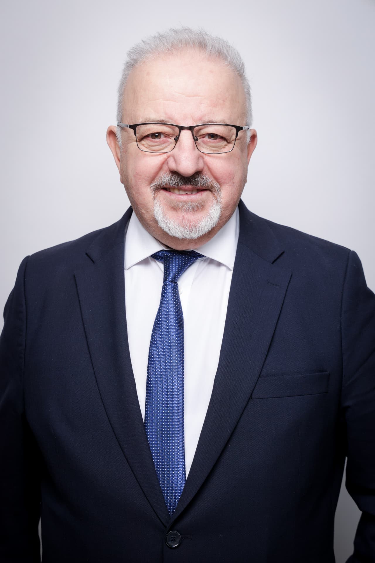 Kenan Kolat, Politik- und Strategieberater